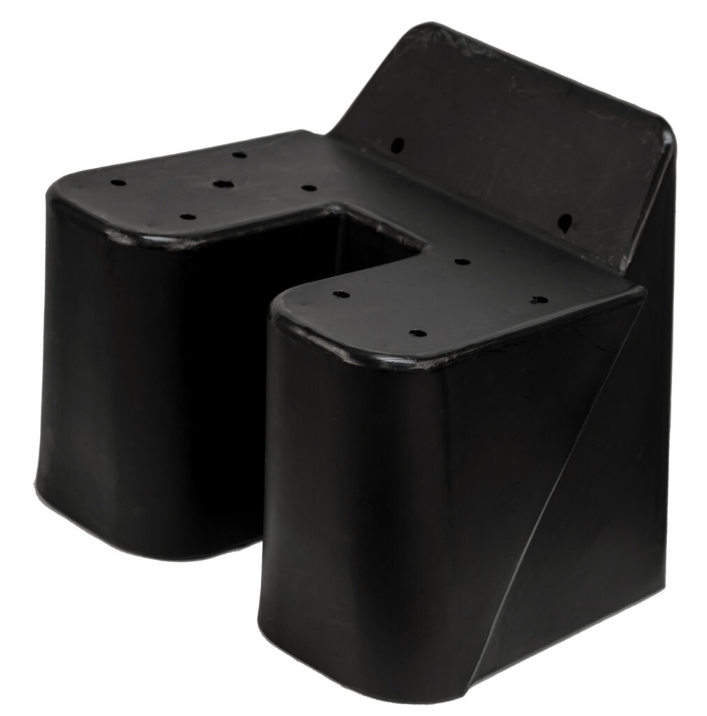 FXXBAA00 - PLINTH (Black Polyethylene