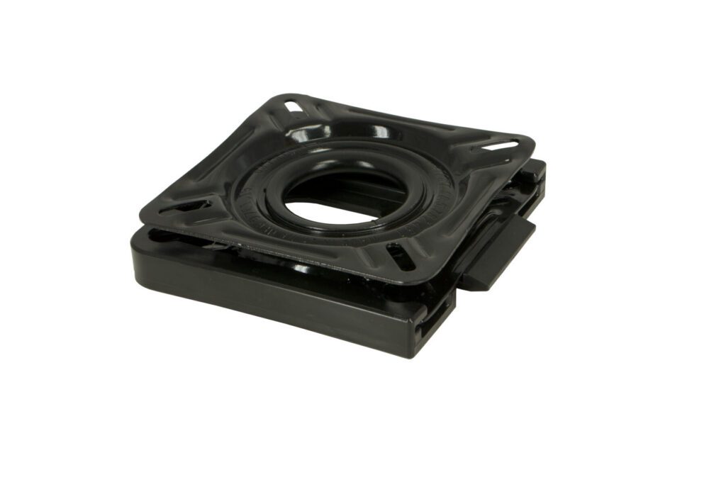 1100115 - REMOVABLE 7" X 7" SEAT BRACKET WITH SWIVEL