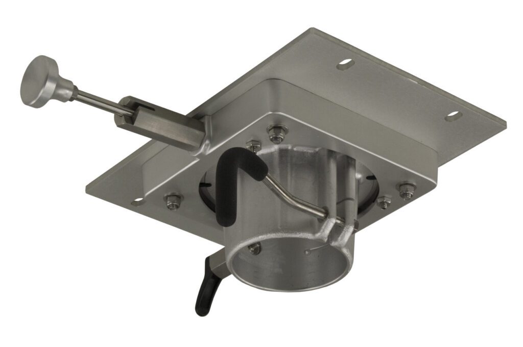 3100065-L - MARINER II LOCKING SWIVEL
